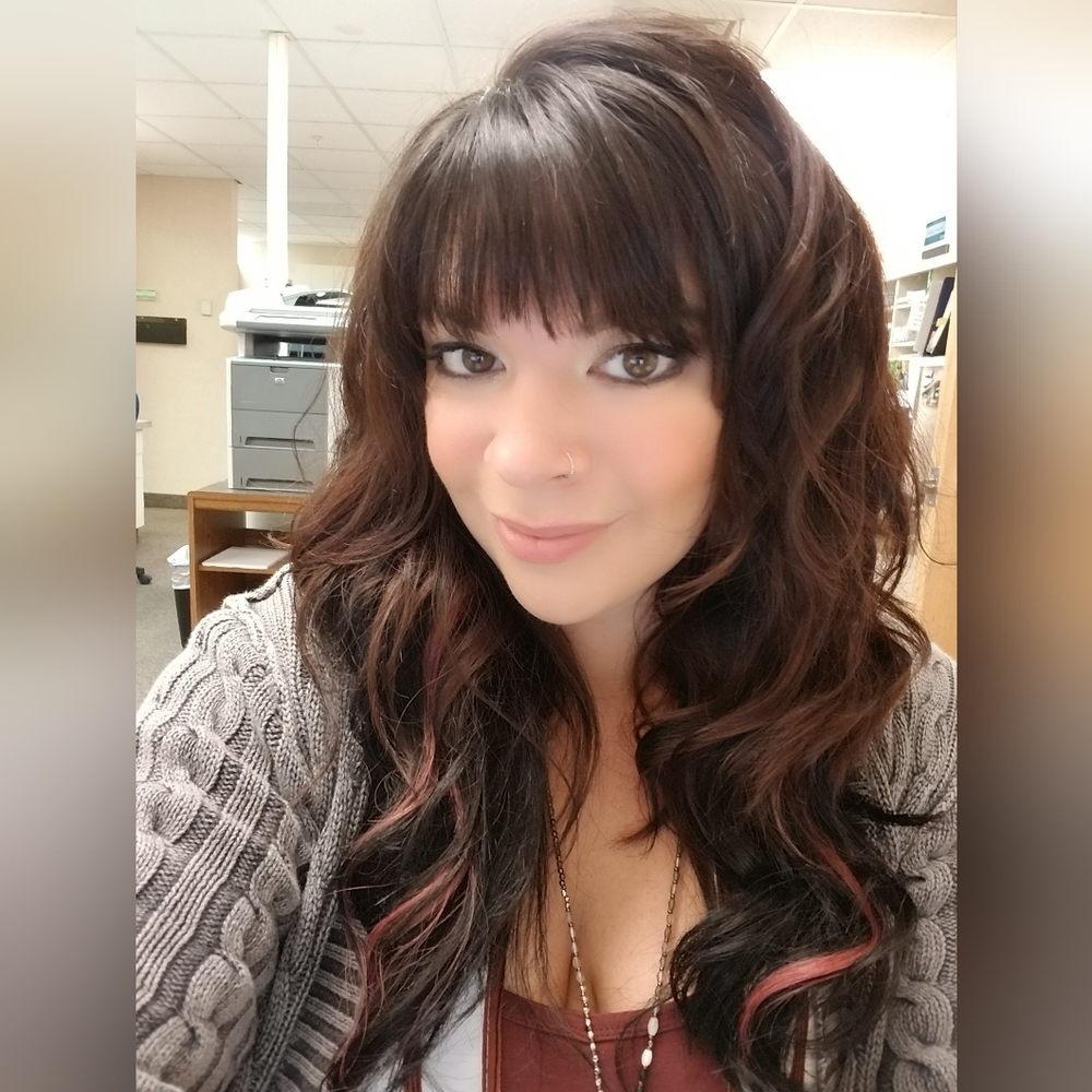 Meet your Posher, Danielle
